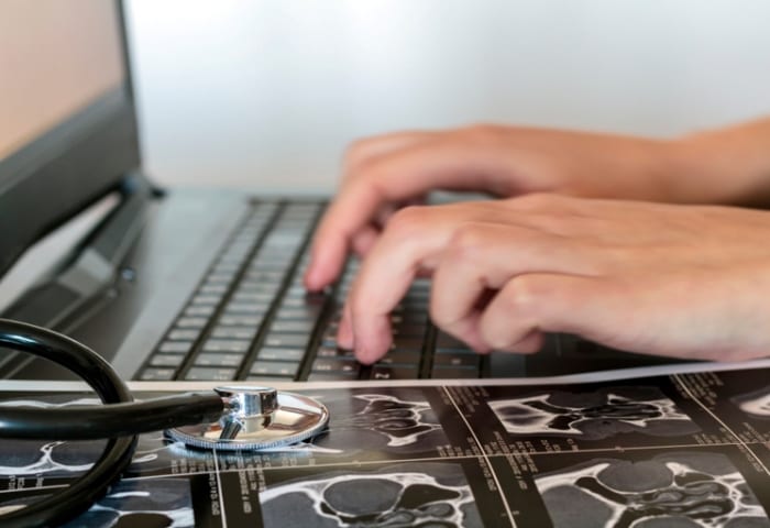 O laudo de tomografia como resultado da tomografia computadorizada