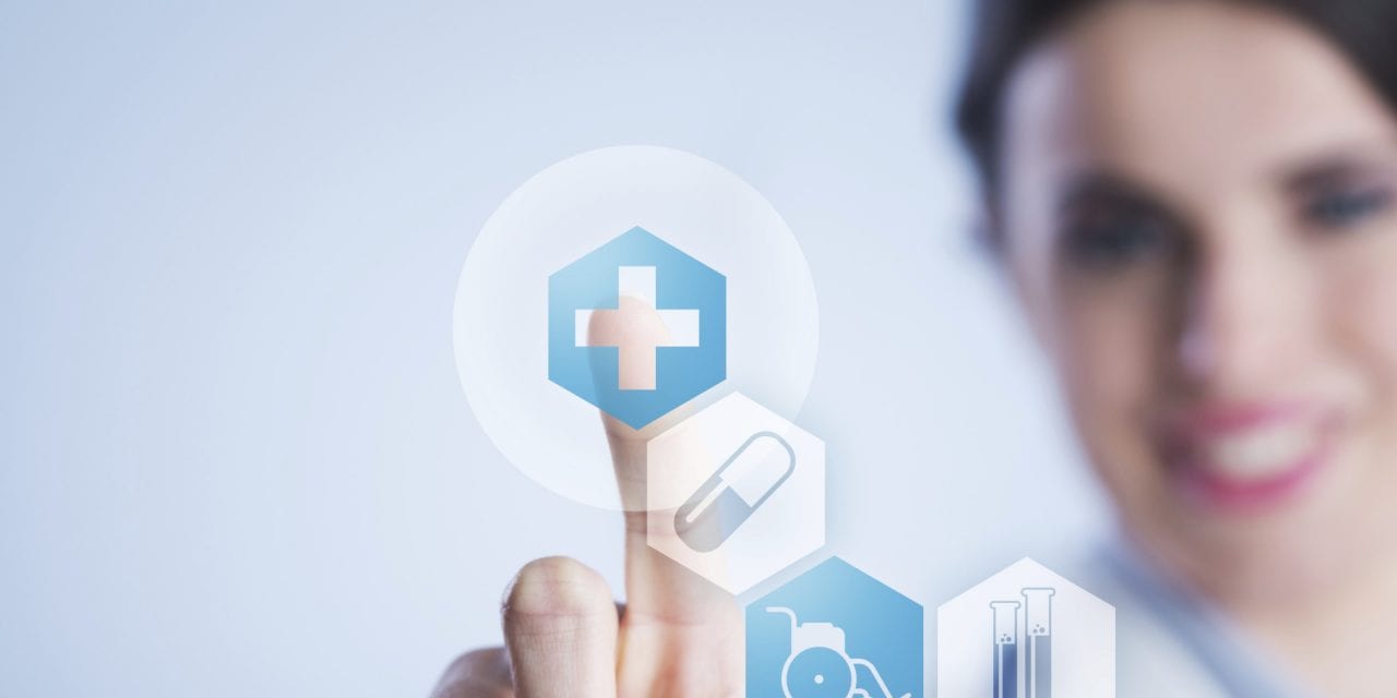 o-TECHNOLOGY-Usando-a-telemedicina central de laudos