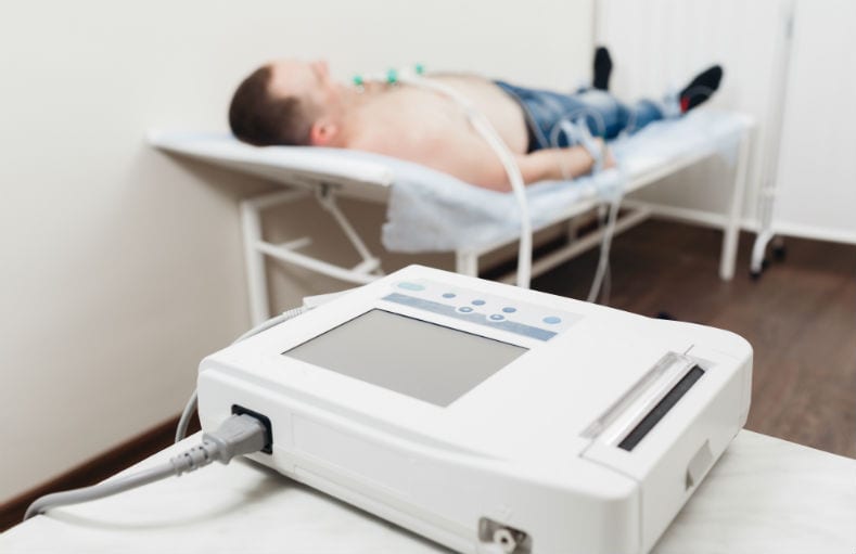 eletrocardiograma o eletrocardiograma