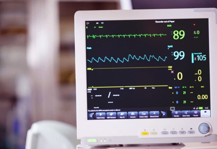 Por que algumas clínicas faliram usando o eletrocardiograma digital?