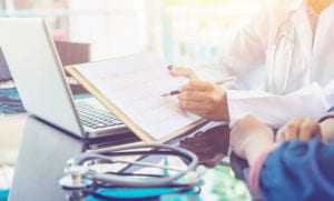avaliação cardiológica com ecg