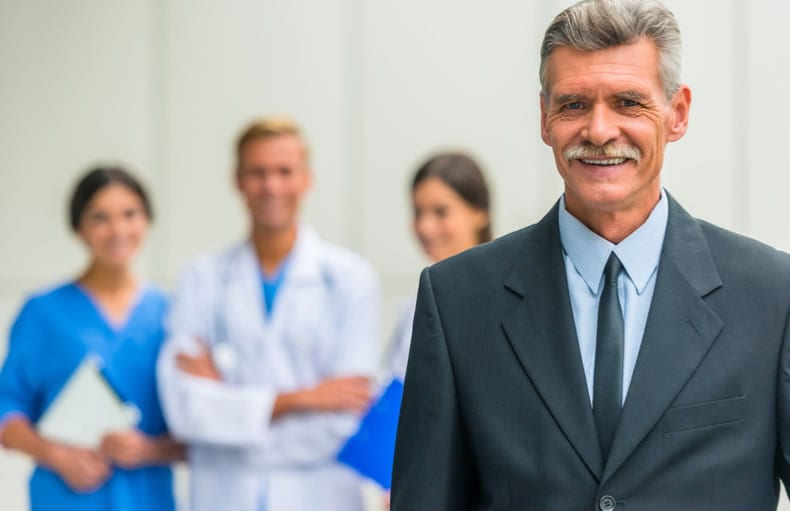 como funciona administração Hospitalar