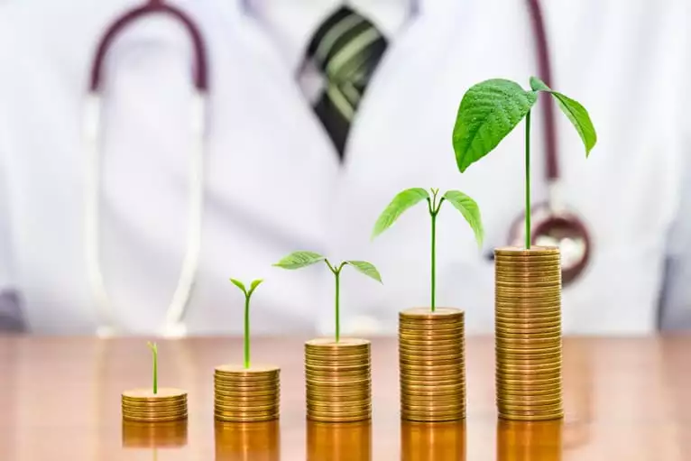 Como identificar os lucros e fazer novos investimentos na clínica?