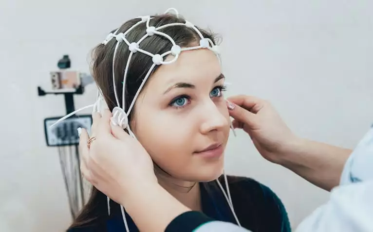 Quem pode realizar o EEG?