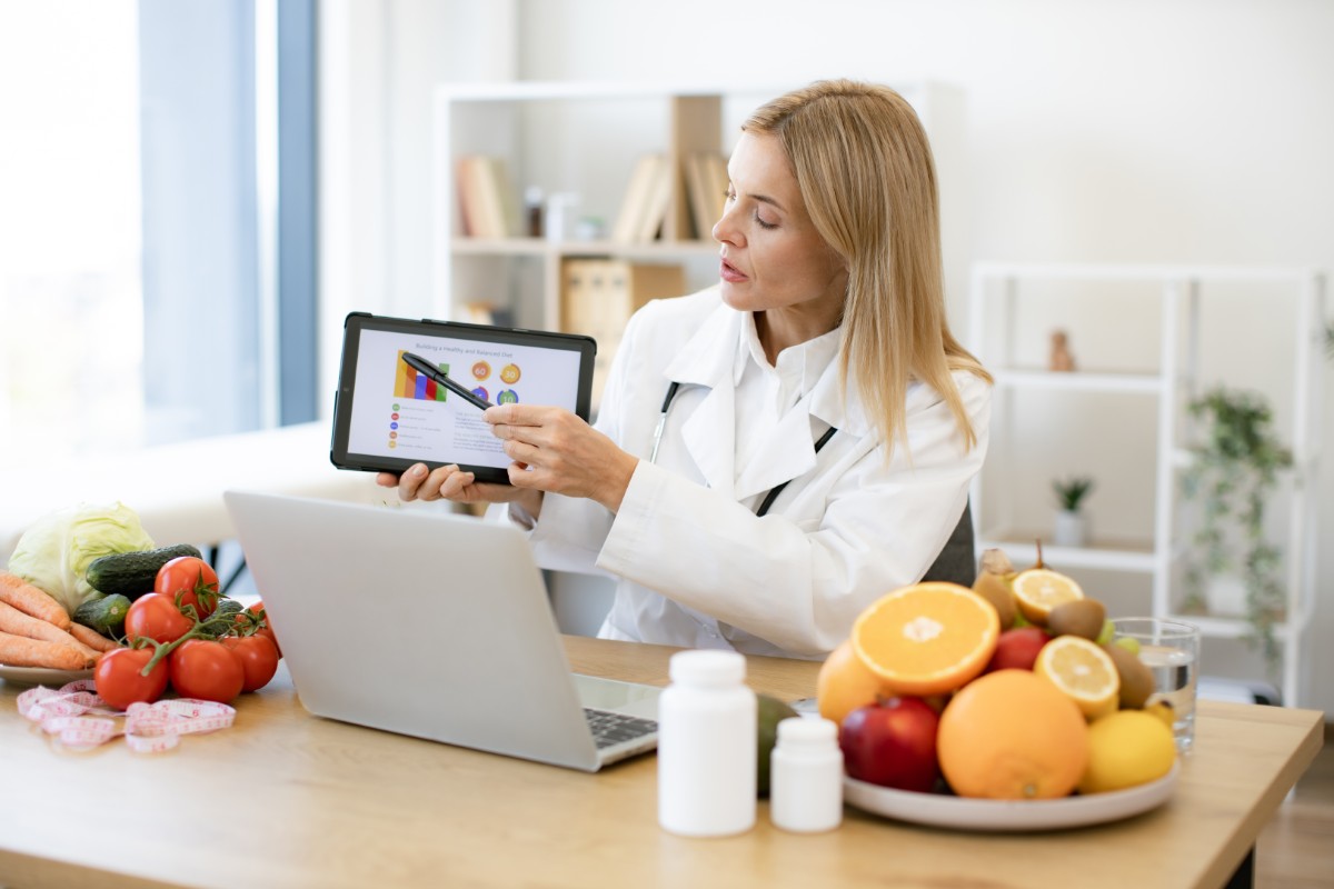 Consulta médica nutricionista