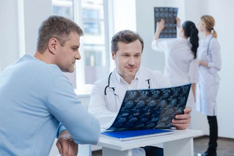 Neorologista Neurologista perto de mim: como encontrar seu médico