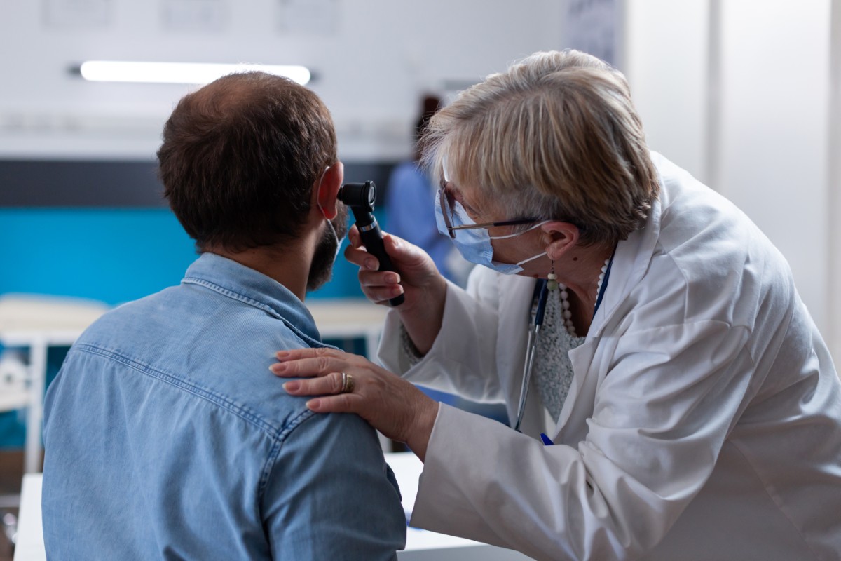 Medicamento para dor de ouvido