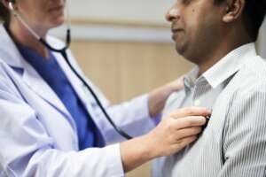 Qual exame detecta angina