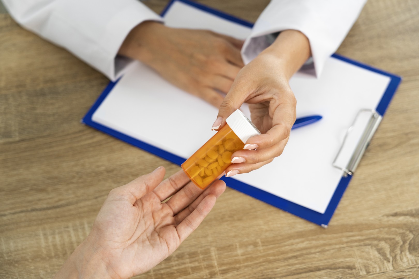 Azitromicina &eacute; para infec&ccedil;&atilde;o urin&aacute;ria