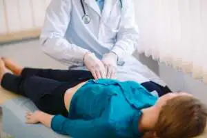 Barulho na barriga pode ser câncer